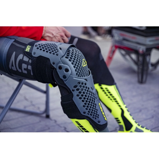 ACERBIS K035 motokrosové chrániče kolen, černá