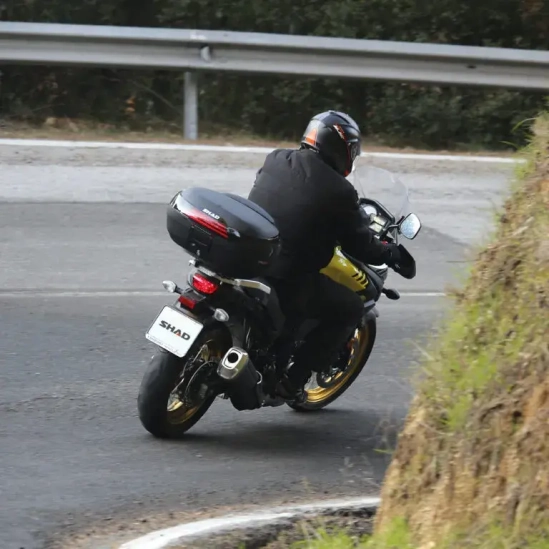 SHAD SH46 D0B46200 černá, vrchní kufr na motorku